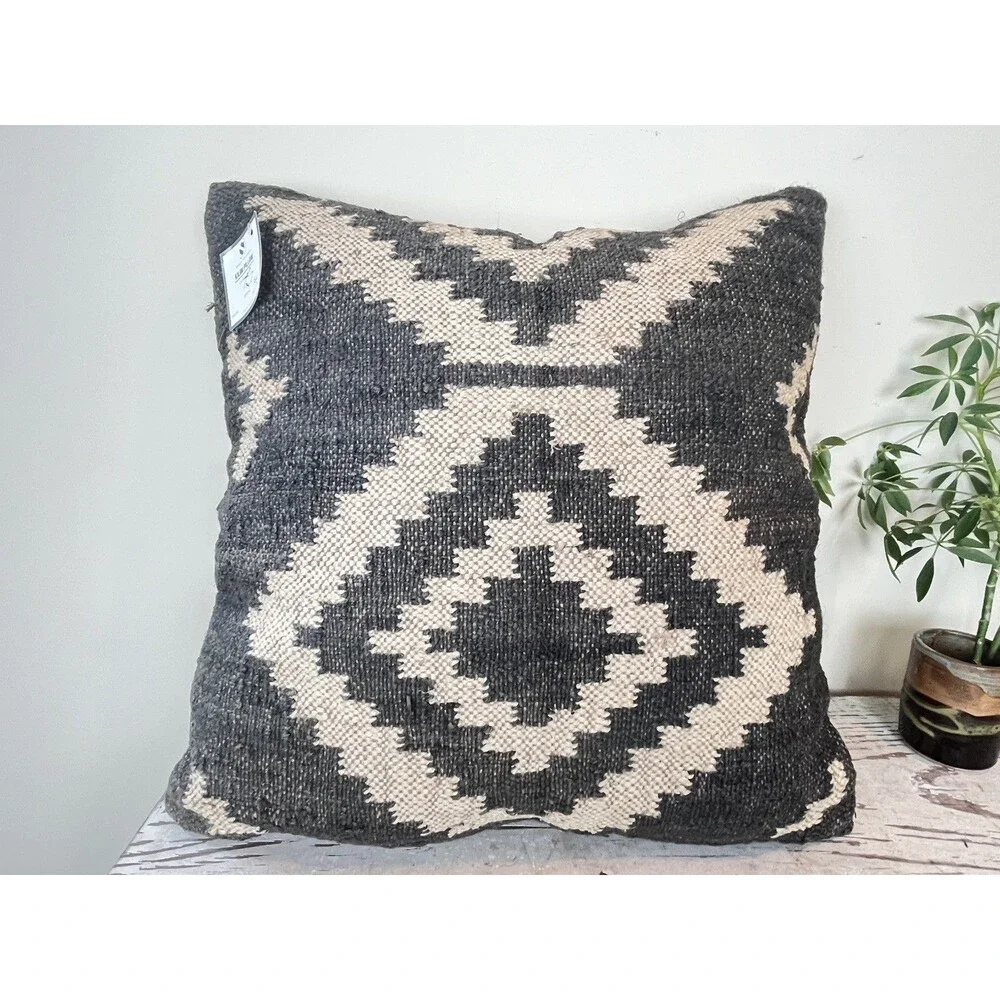 Vintage Bohemian Geometric Design Jute Linen Woven Throw Pillow 20”x 20” Modern
